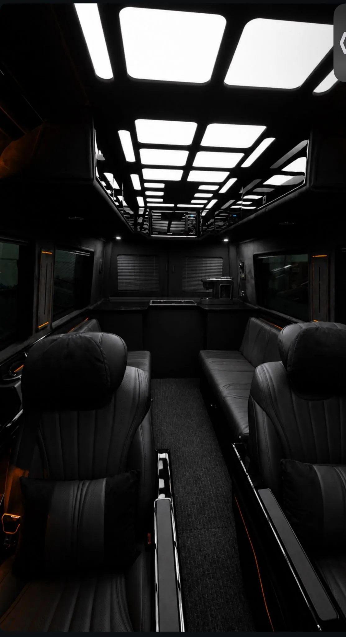 Zeus VIP Transfer sprinter iç mekan