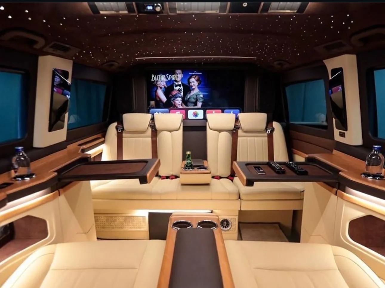 Zeus VIP Transfer vito iç mekan